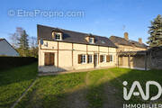 Photo 1 - Maison à LACHAPELLE-AUX-POTS