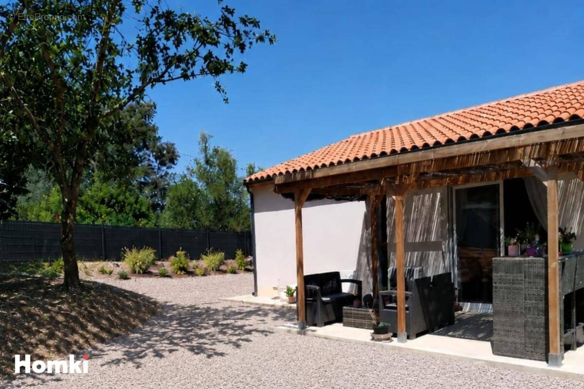 Maison à LAROQUE-DES-ALBERES
