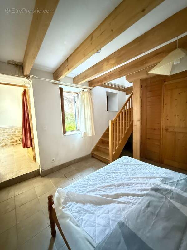 Maison à BUSSIERE-DUNOISE