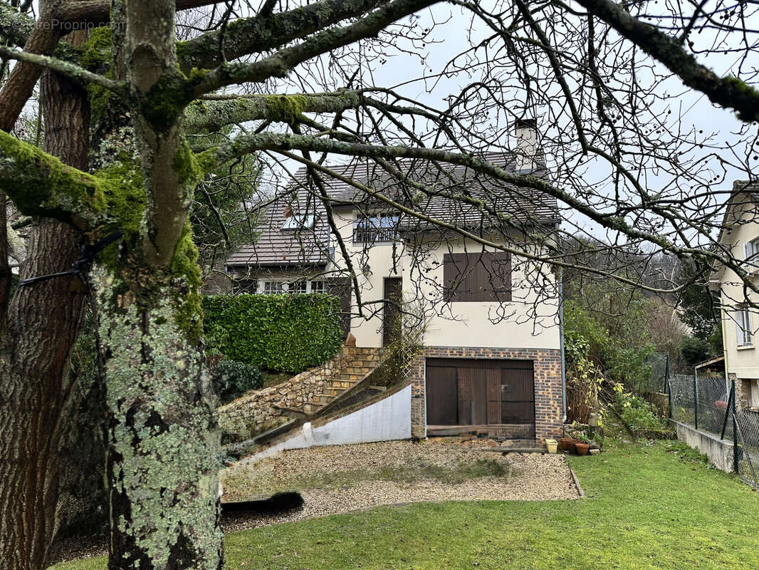 Maison à CHEVREUSE
