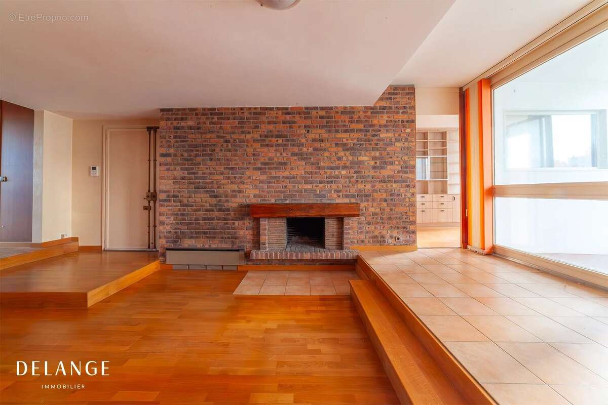 Appartement à IVRY-SUR-SEINE