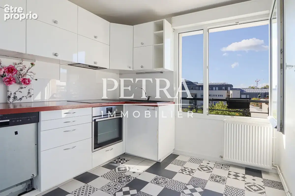 Appartement  5 pièce(s) 96.29 m2 - Centre ville - photo 8