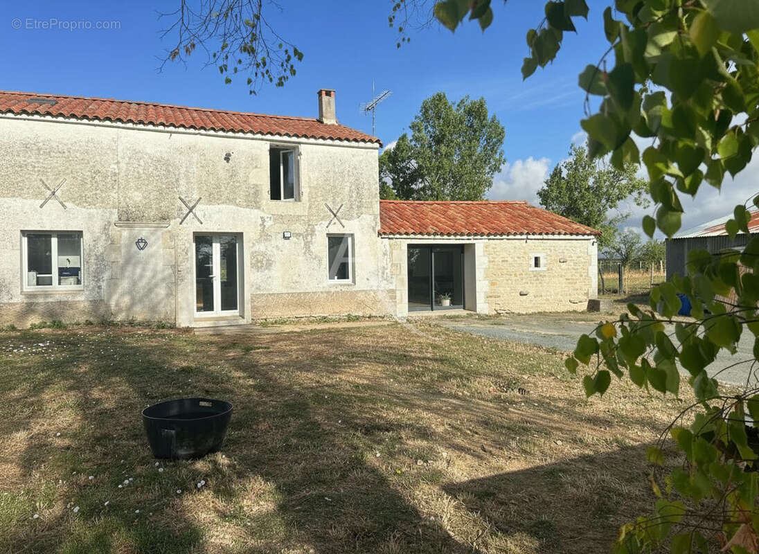 Maison à Moreilles 3 chambres - photo 11
