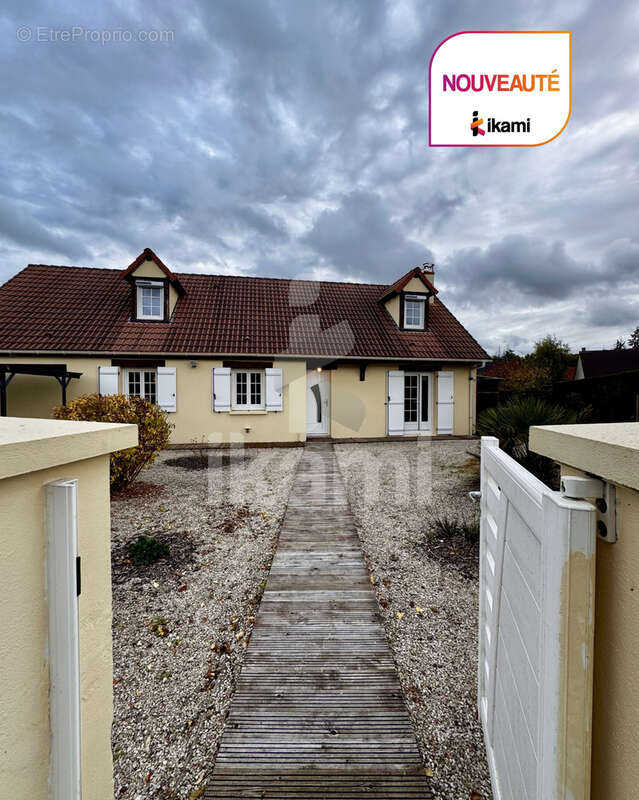 Maison à LAMOTTE-BEUVRON