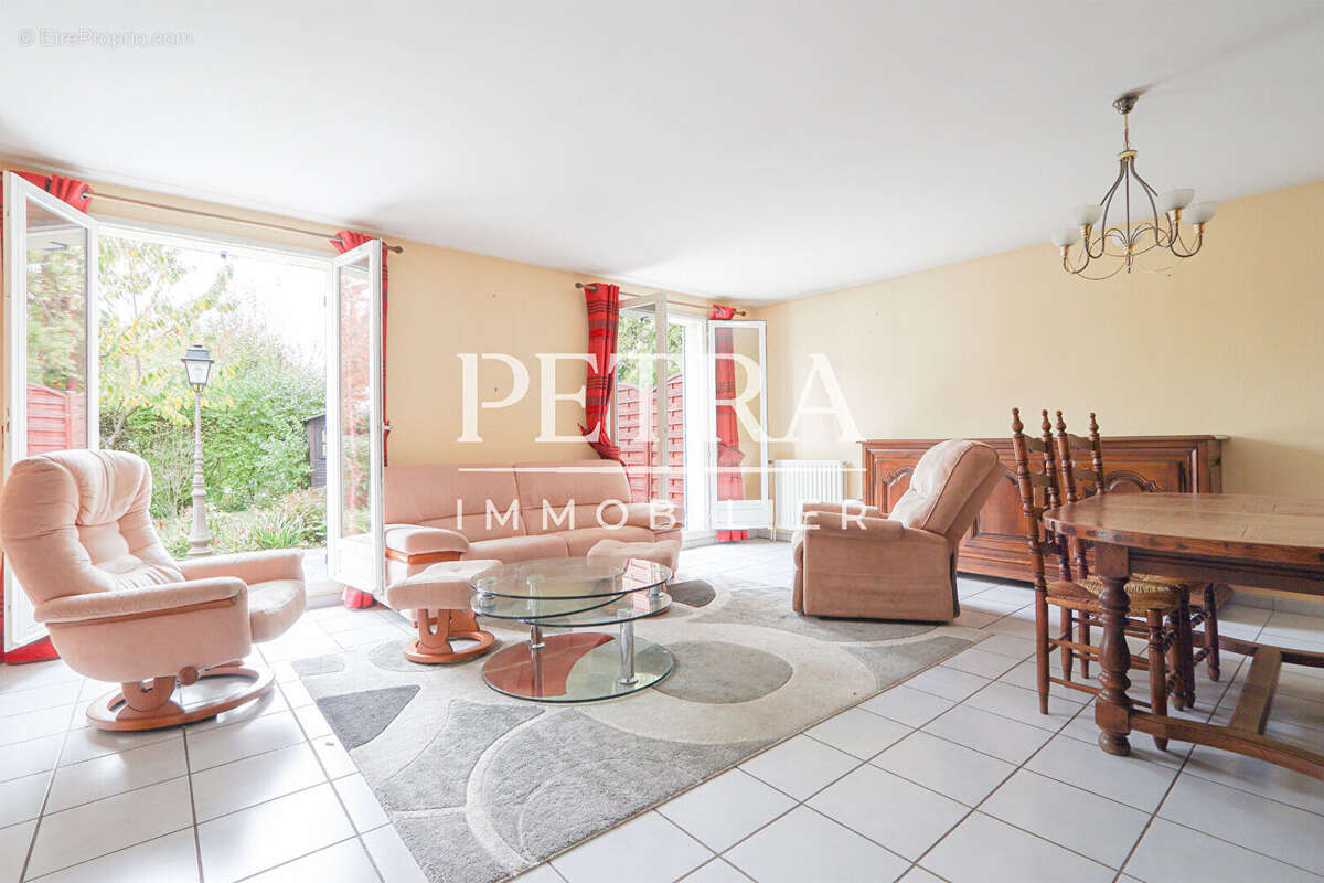 Maison à CHEVILLY-LARUE