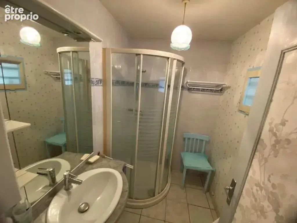 St yzan maison a rafraîchir sur 840 m2 - photo 5