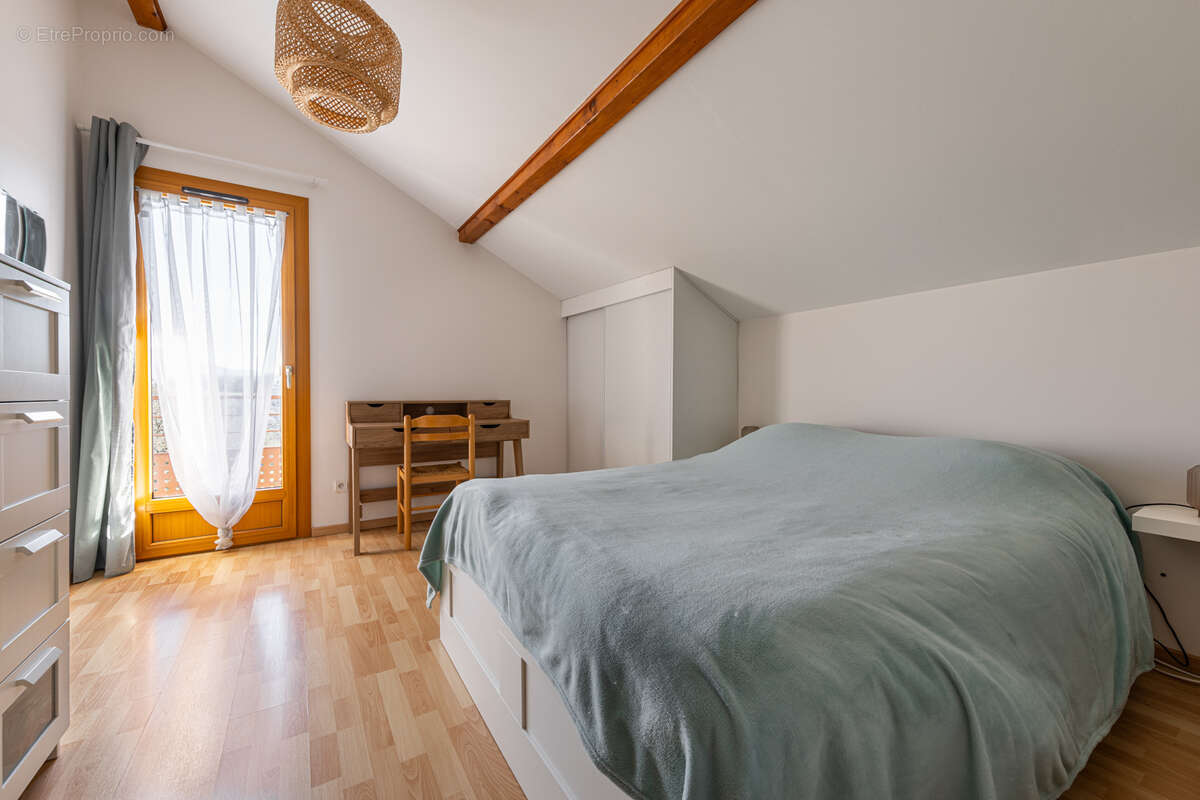 Maison à POISY