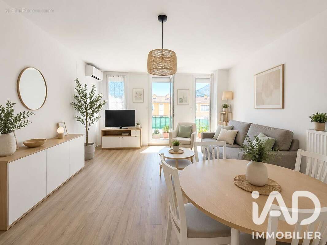 Photo 2 - Appartement à CARROS