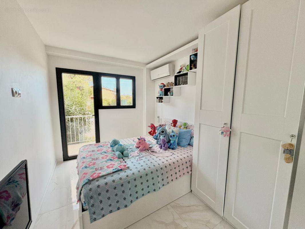 Appartement à LE CANNET