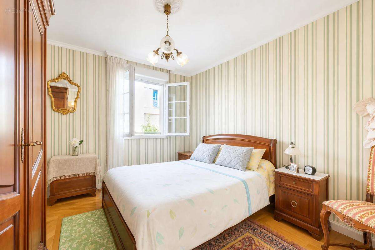 Appartement à NANTERRE