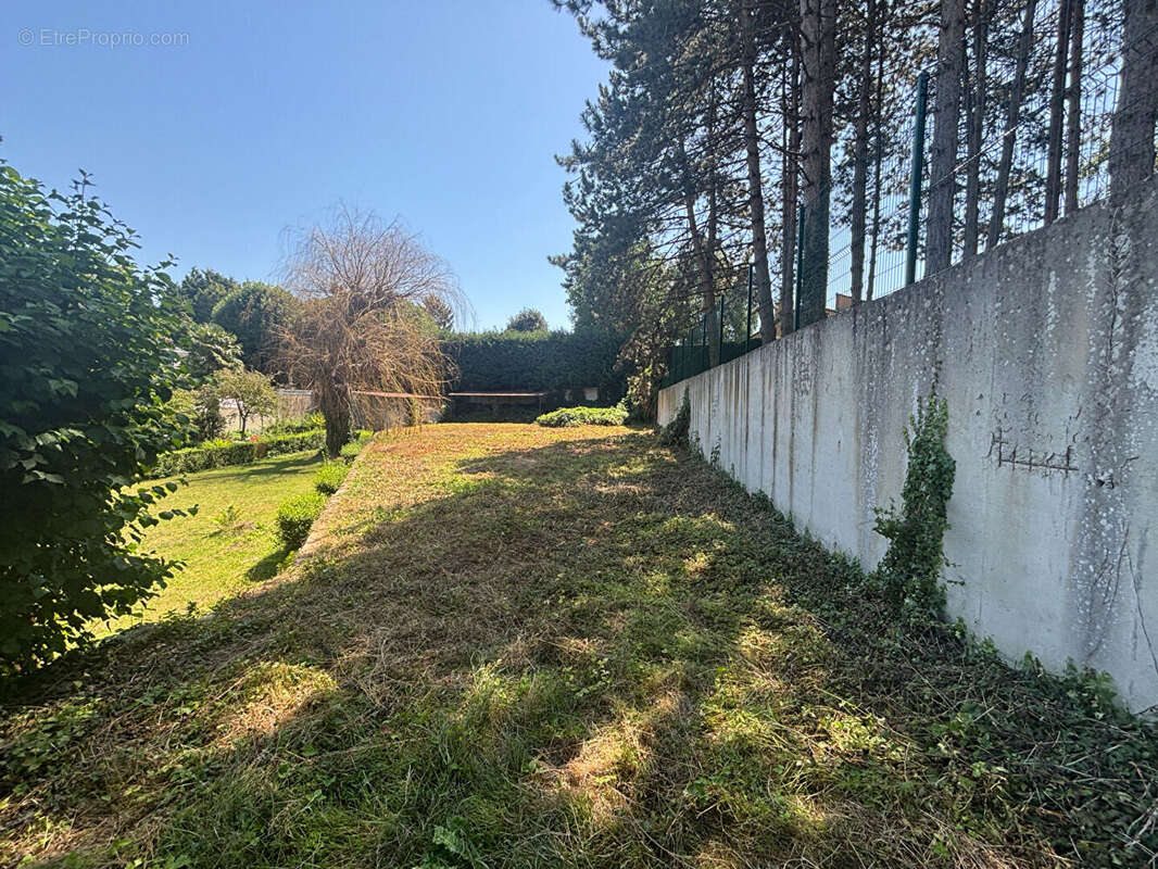 Commerce à VALENCIENNES