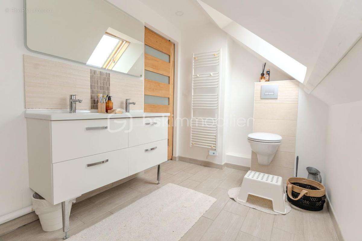 Maison 6 pièces - 4 chambres - 113,01m² - photo 13