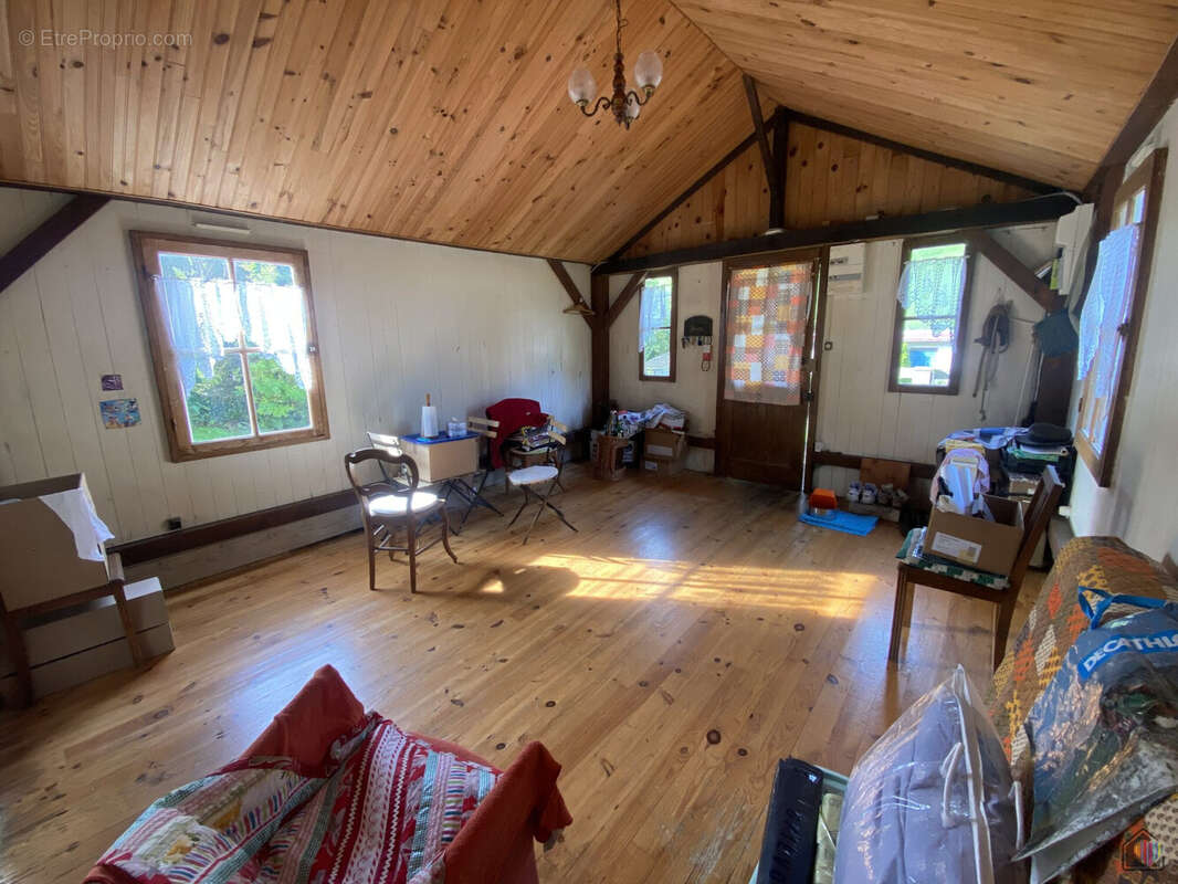 Maison à SAINT-LEONARD