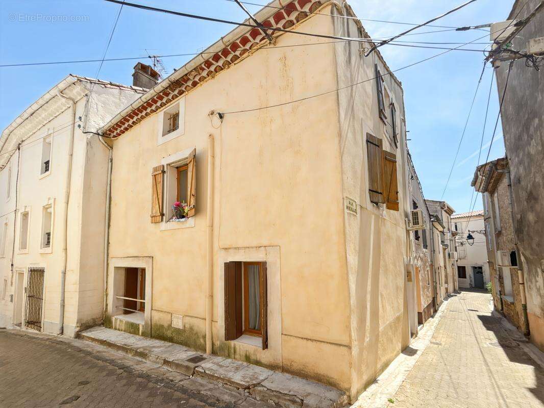 Maison à CREISSAN