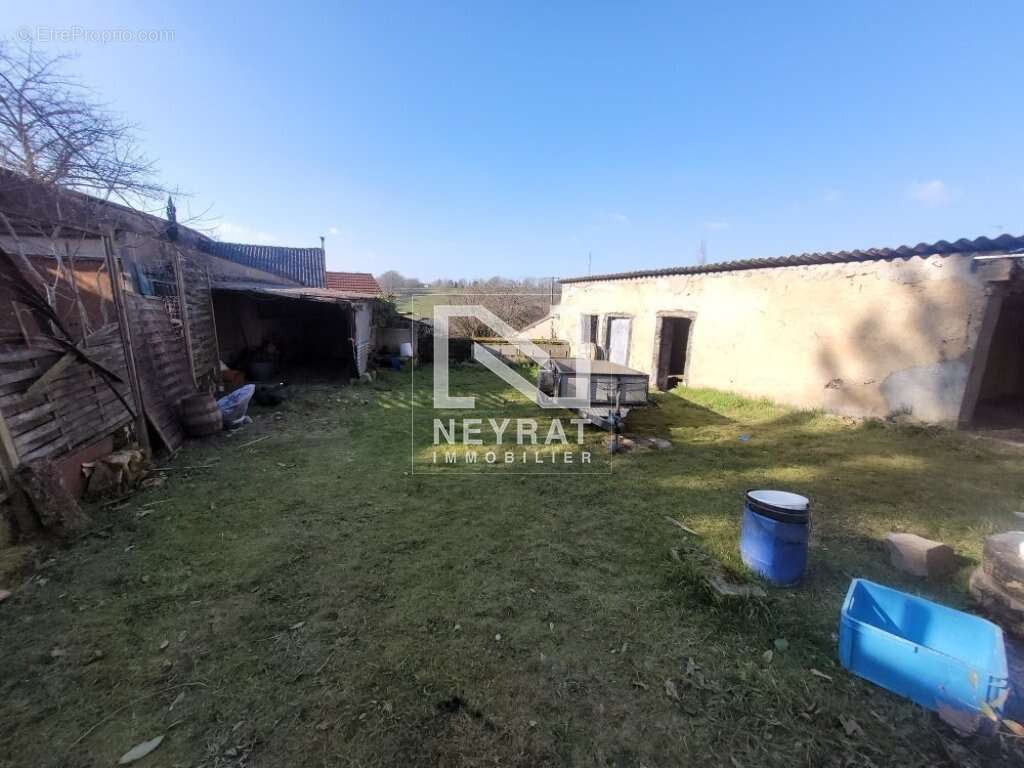 Maison à LA MOTTE-SAINT-JEAN