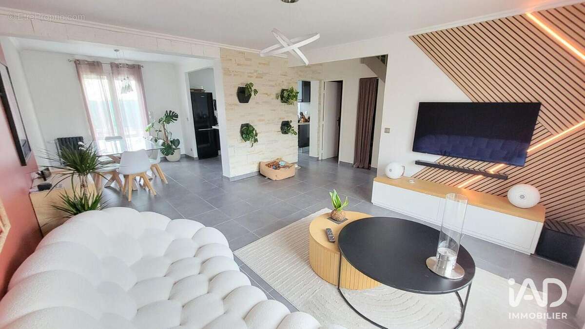 Maison 110 m² à Chelles  - photo 3