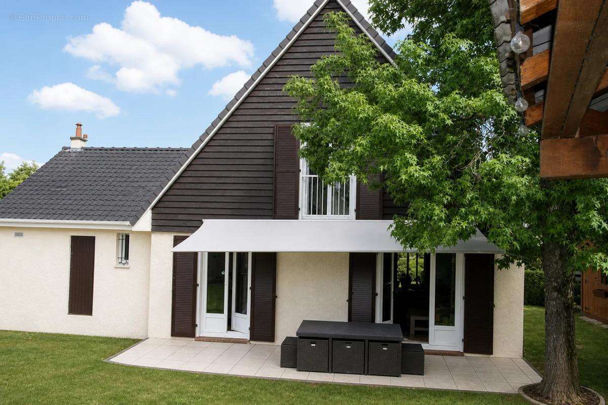 Maison à SAINT-FARGEAU-PONTHIERRY