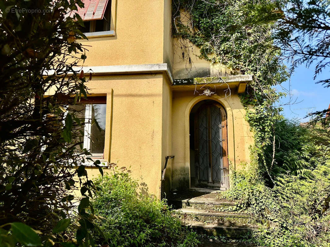 Maison à LUXEUIL-LES-BAINS