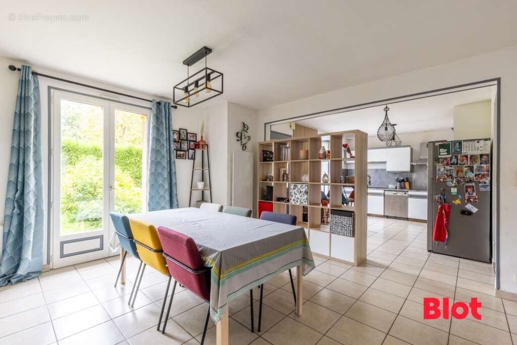 Maison à BAIN-DE-BRETAGNE