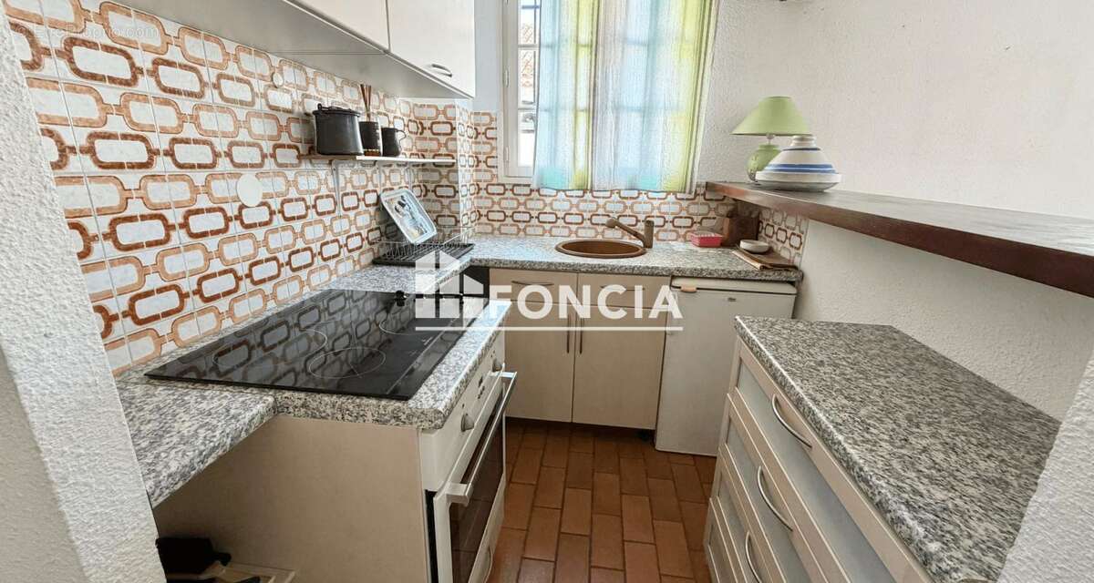 Appartement à SAINT-CYR-SUR-MER
