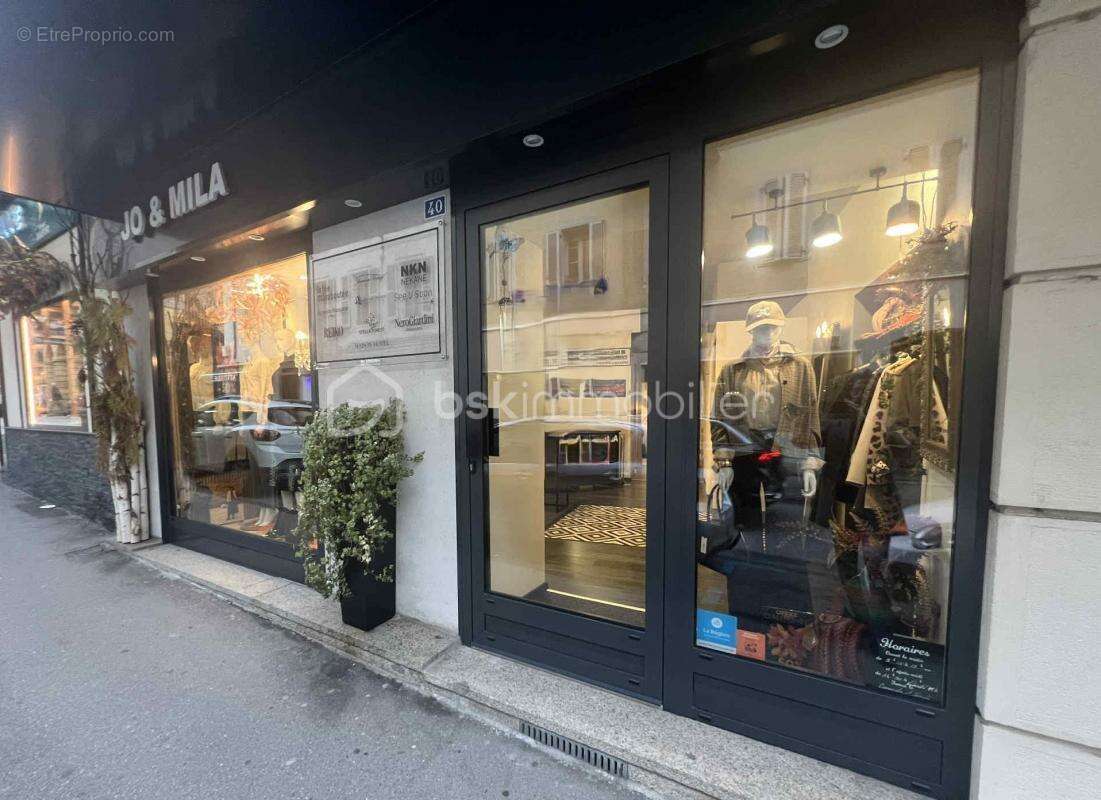 Commerce à SAINT-JEAN-DE-MAURIENNE