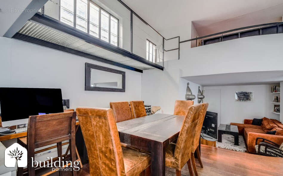 Jules Joffrin / Lamarck Paris 18ème - Duplex 4 pièces 80 m² - photo 4