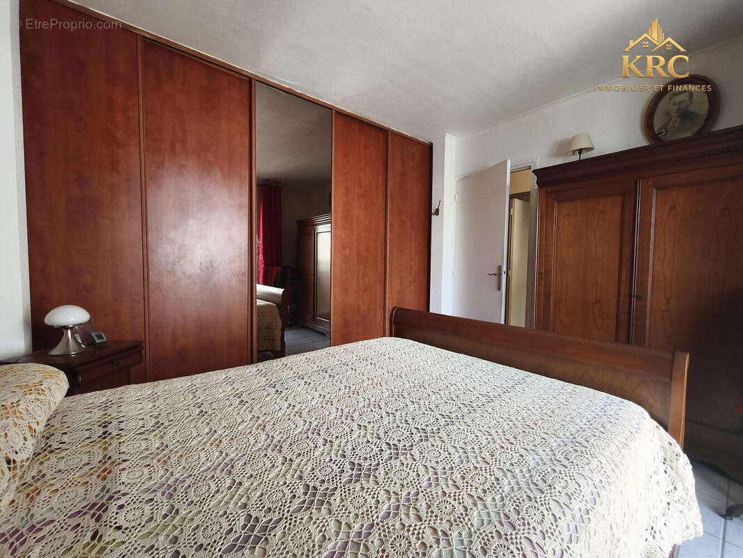 Appartement 86 m² à Le Grau-Du-Roi  - photo 9