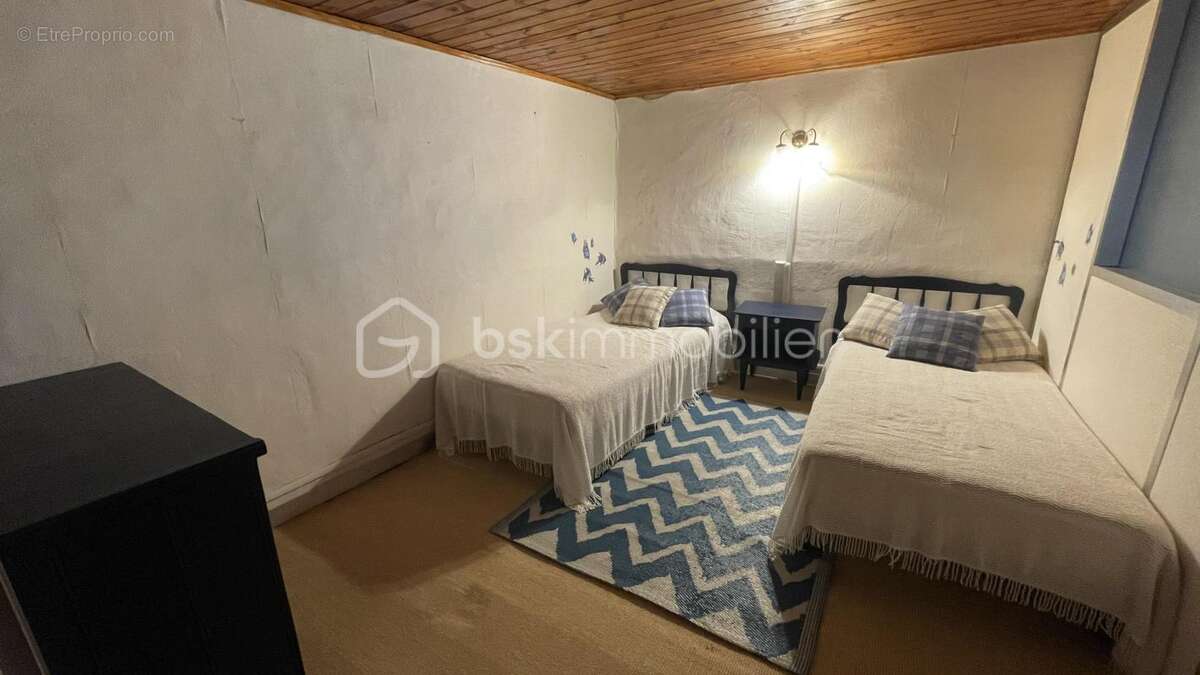 Maison à SAINT-LEGER-DU-MALZIEU