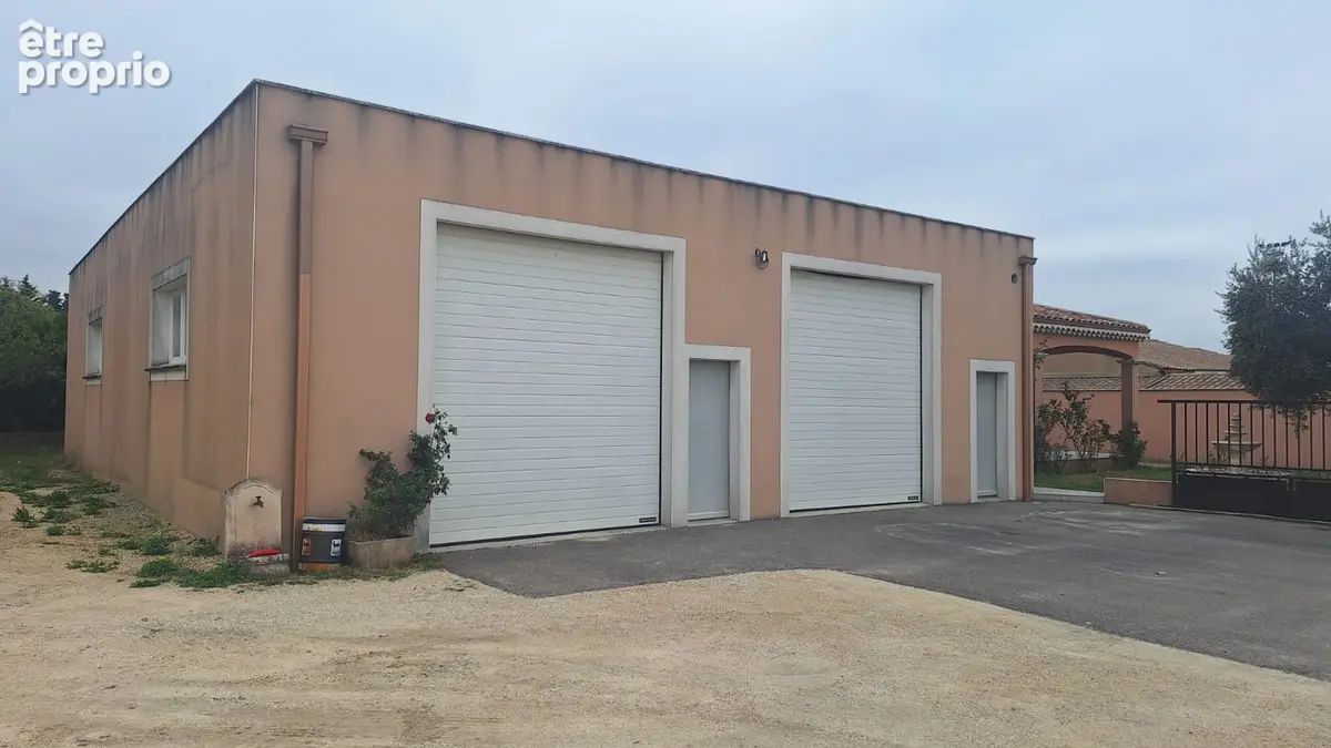 Maison 176 m² habitables et 234 m² entrepôts sur 1132 m² terrain pierrelatte 26700 - photo 8