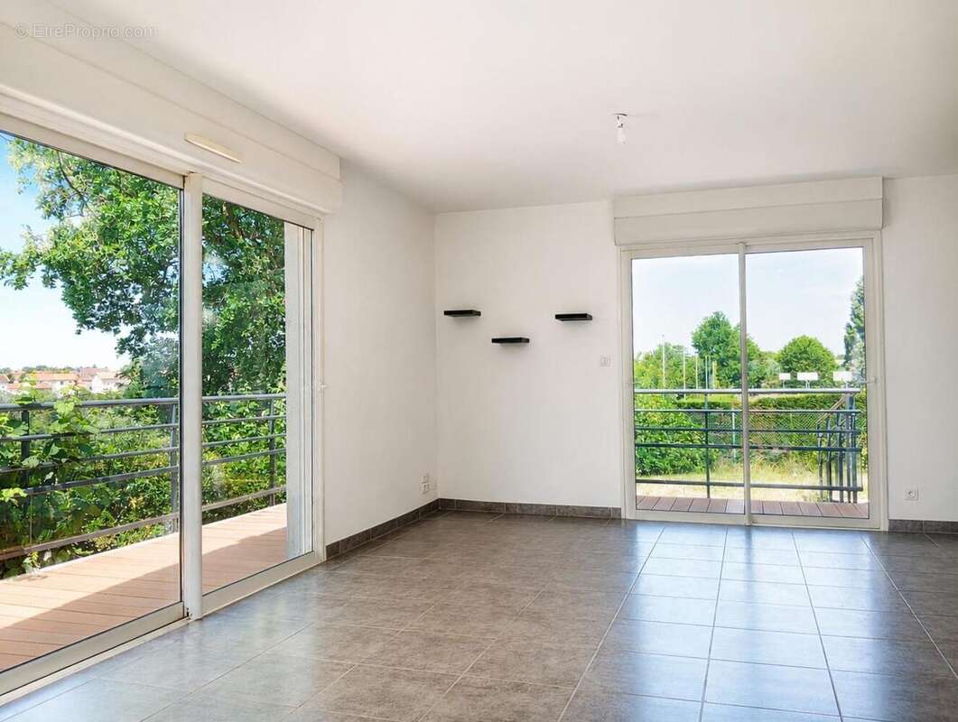 Maison 138 m² à Montrevault  - photo 2