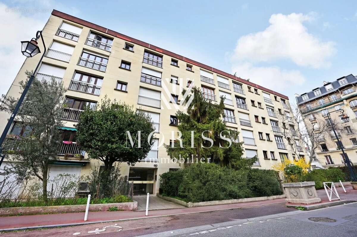 Appartement à MONTROUGE