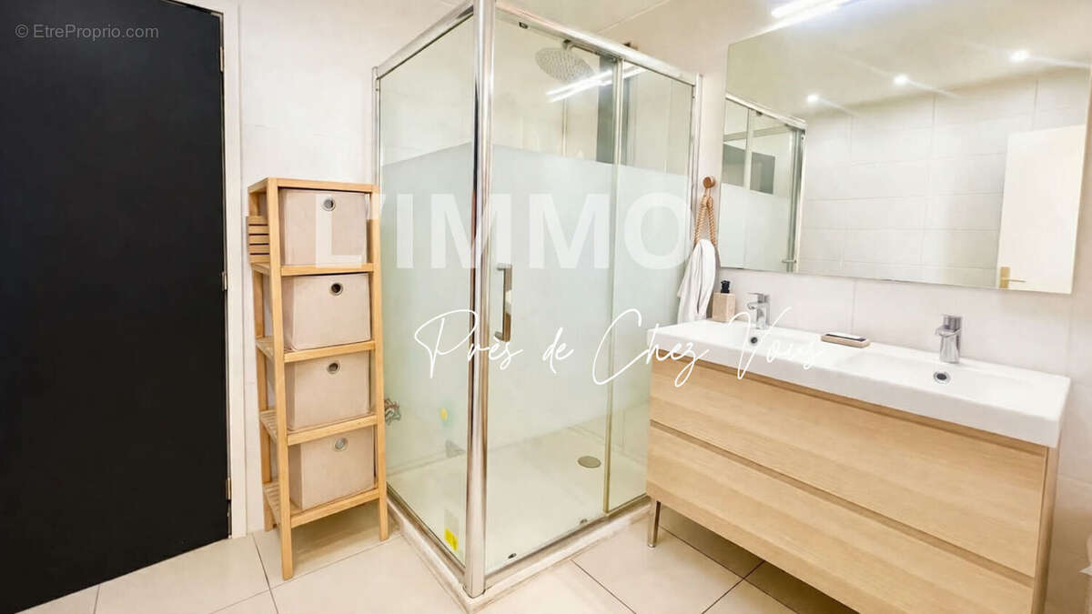 Appartement à MARSEILLE-10E