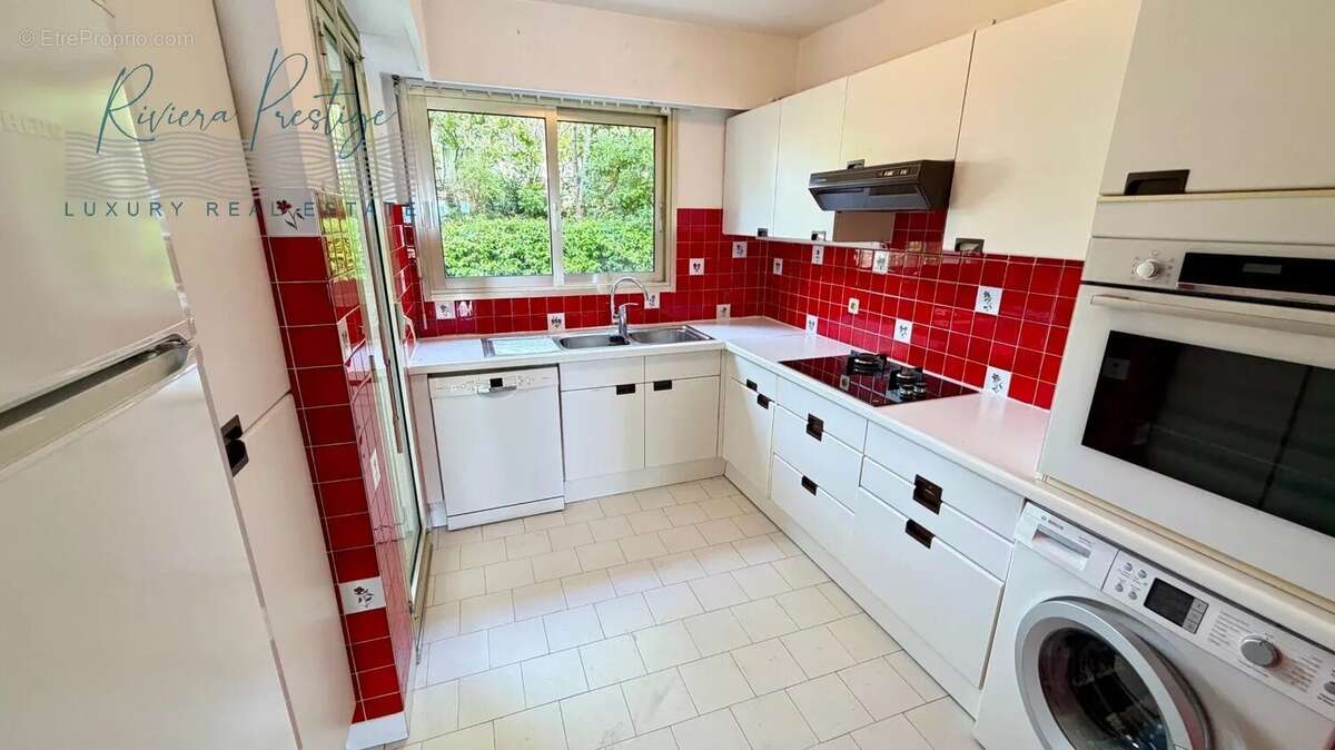 Appartement à LE CANNET