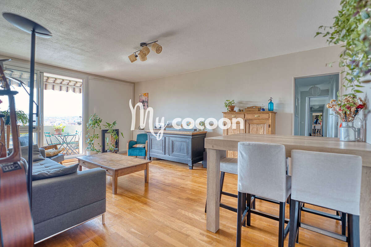 Appartement à LYON-8E