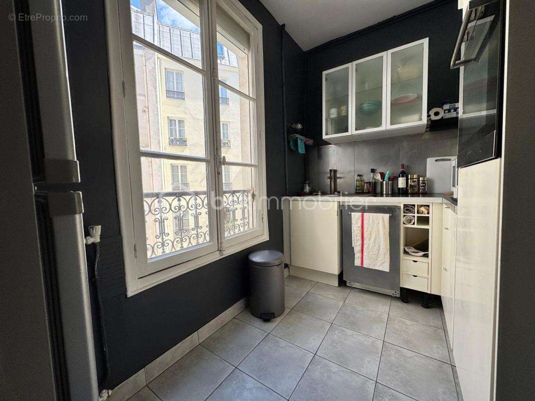 Appartement à PARIS-12E