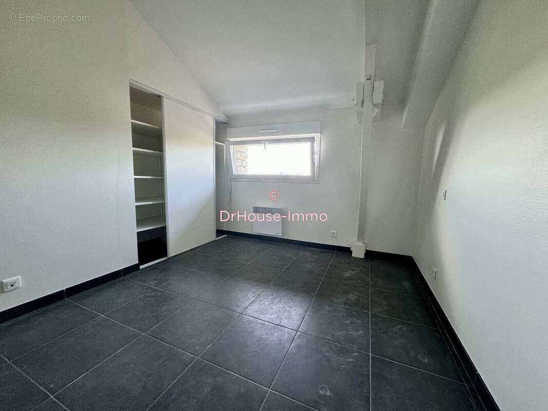 Maison à JUGEALS-NAZARETH