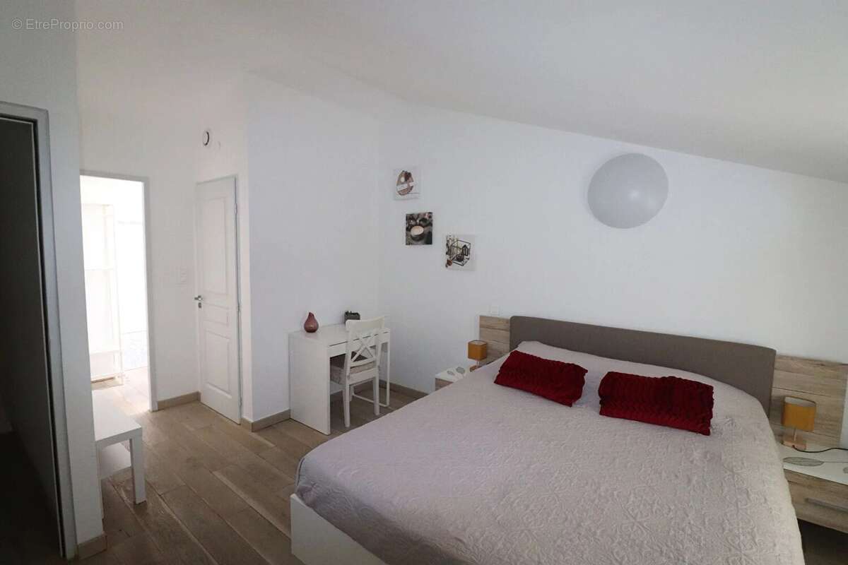 Maison à LA CADIERE-D'AZUR