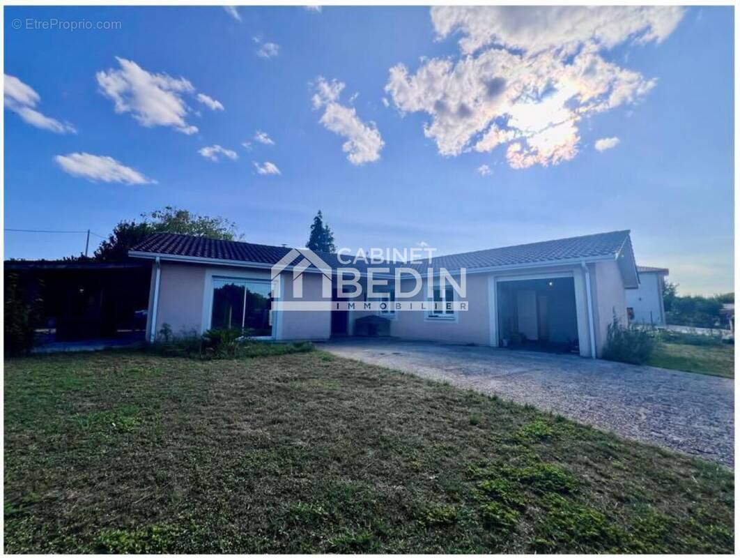 Maison à AMBARES-ET-LAGRAVE