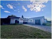 Maison à AMBARES-ET-LAGRAVE