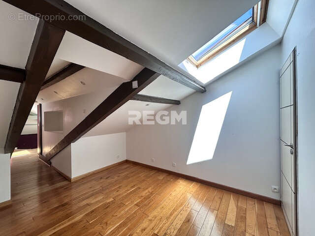 Belle maison rénovée par un architecte de 145 m2 habitable (210 m2 au sol) sur un terrain de 555 m2  - DPE en - photo 13