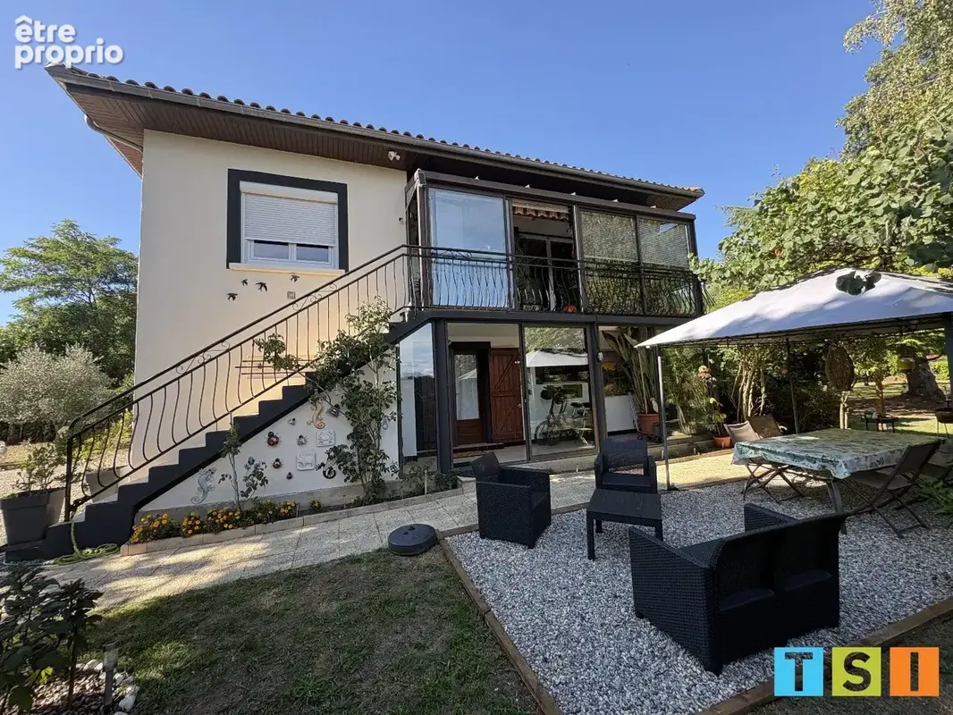Maison 4 pièces 106 m² · à Ausson · 106 m² · 196 000 €