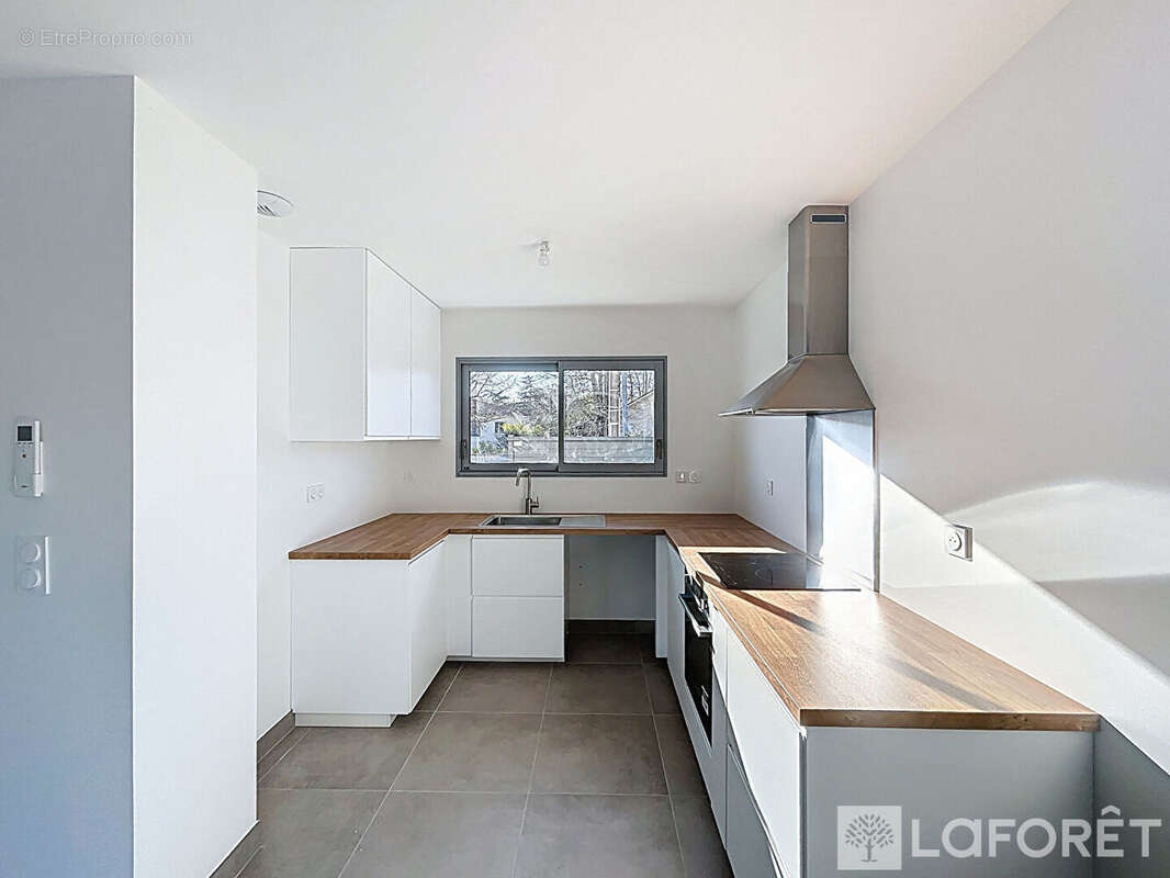 Maison à SAINT-LOUBES