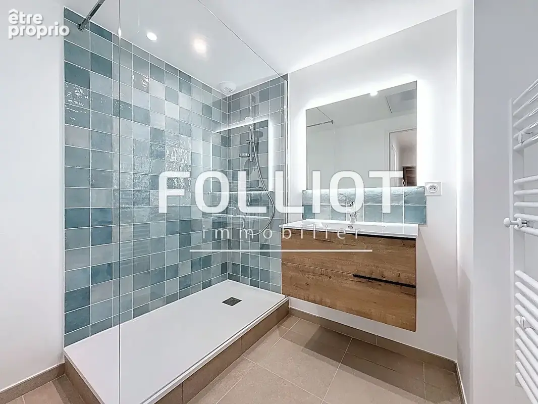 A vendre au coeur de CARTERET Appartement 3 pièces avec combles aménageables - photo 7