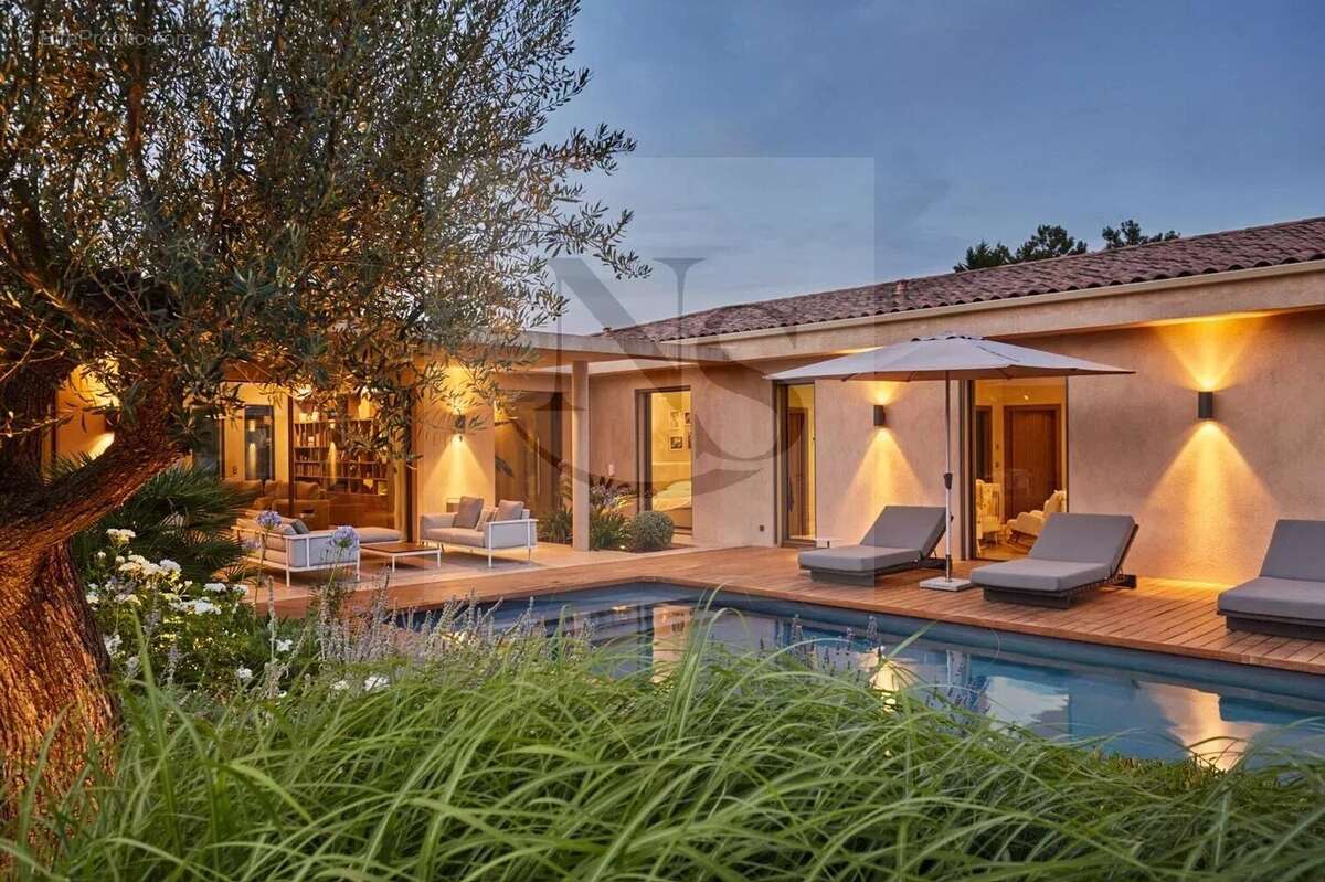 Maison à AIX-EN-PROVENCE