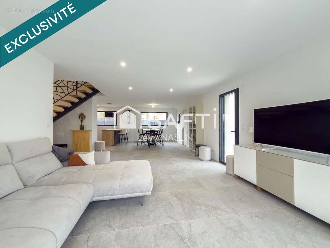 Photo 3 - Maison à NEUVILLE-SUR-SARTHE