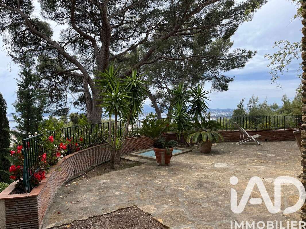 Photo 3 - Maison à TOULON