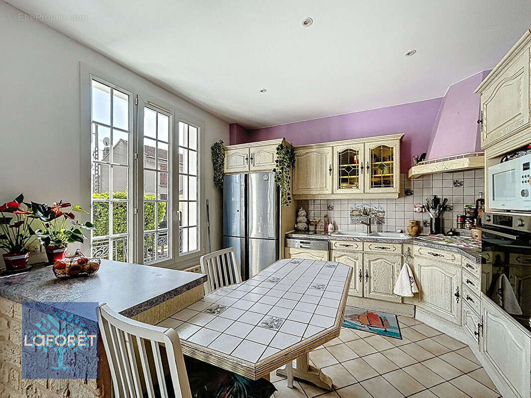 Maison à CORBEIL-ESSONNES