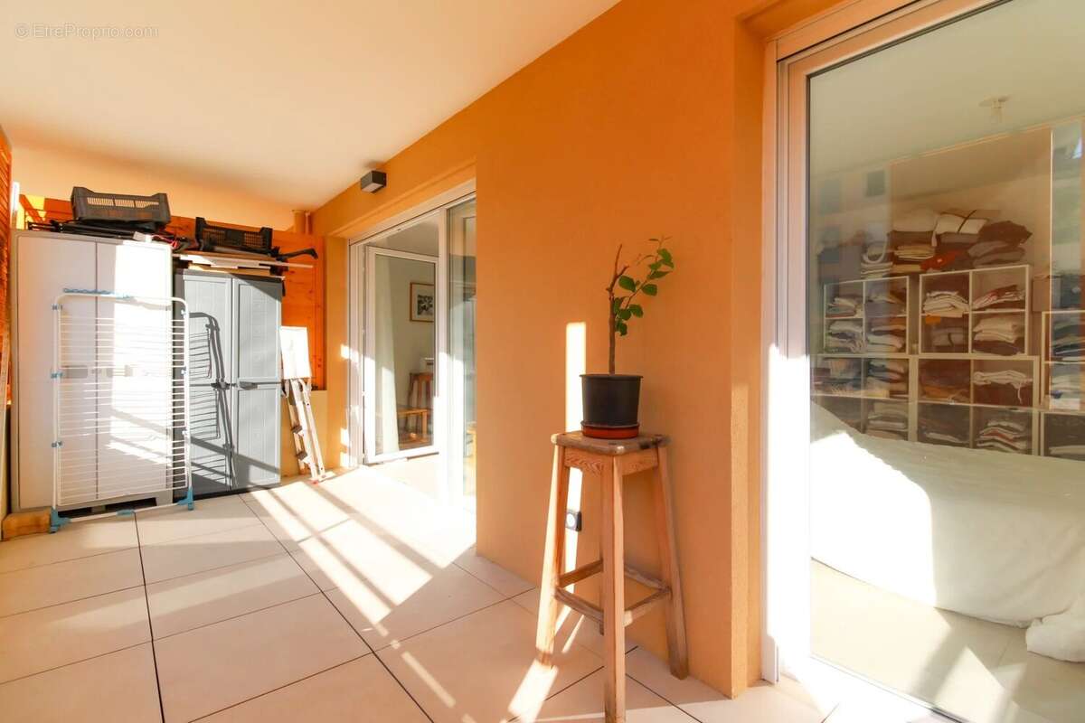 Appartement à SAINT-MARTIN-DU-VAR