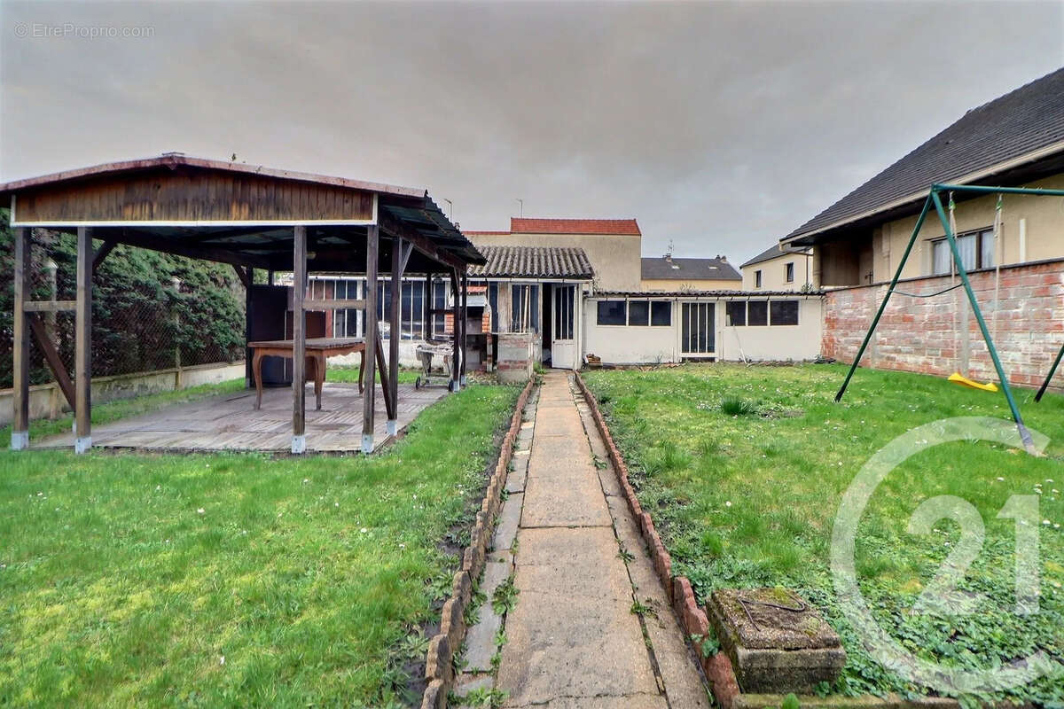 Maison à AULNAY-SOUS-BOIS