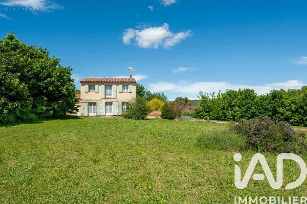 Photo 1 - Maison à VENELLES